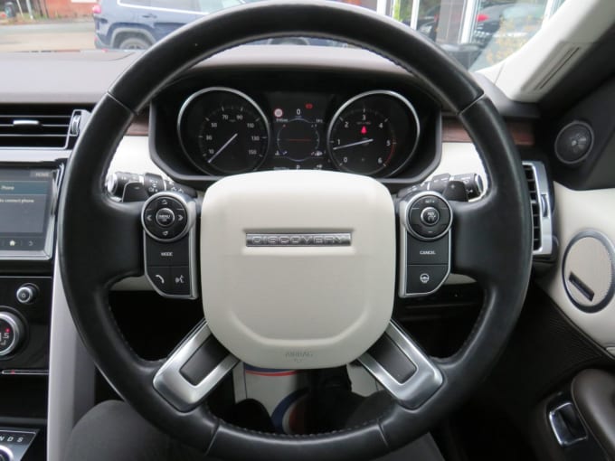 2025 Land Rover Discovery