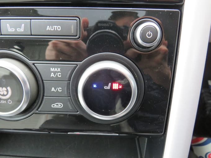 2025 Land Rover Discovery