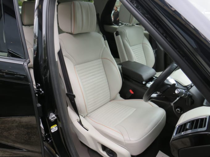 2025 Land Rover Discovery
