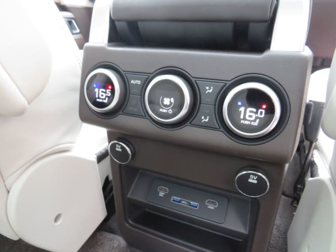 2025 Land Rover Discovery