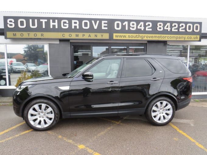 2025 Land Rover Discovery