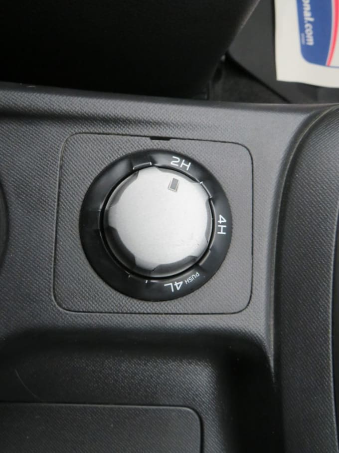 2025 Isuzu D-max