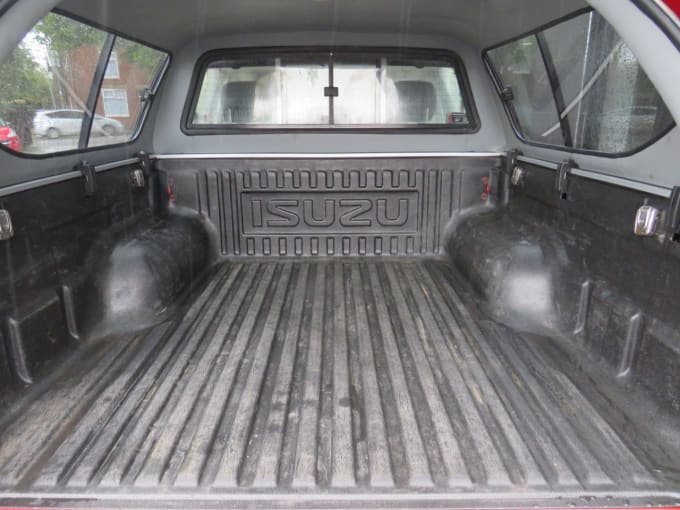 2025 Isuzu D-max