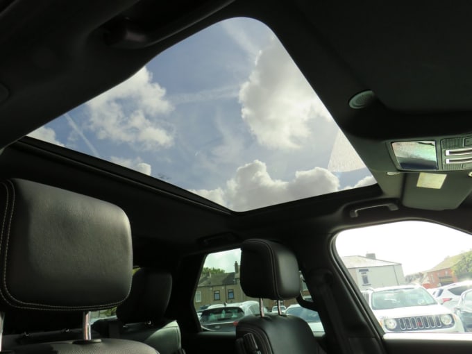 2025 Land Rover Discovery