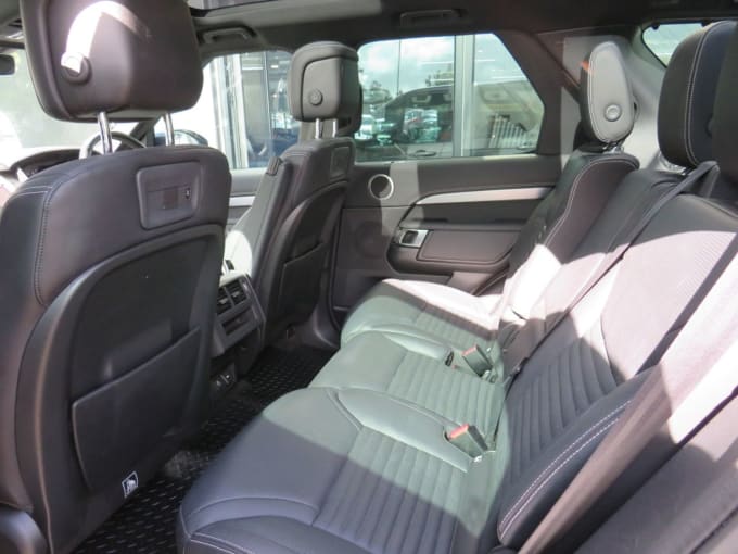 2025 Land Rover Discovery
