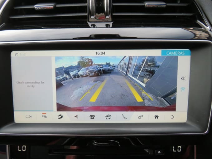 2025 Jaguar Xe