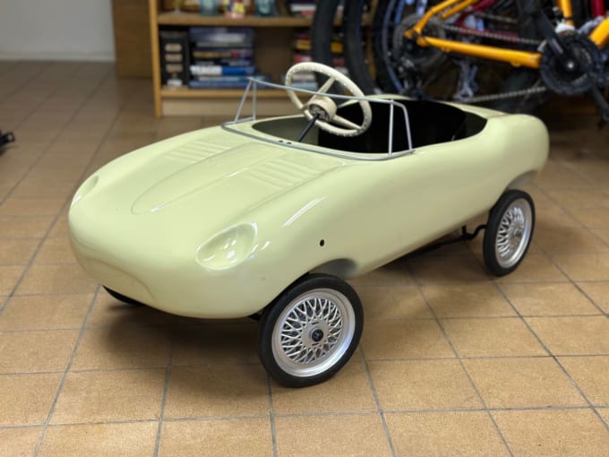 2024 Pedalcars Triang