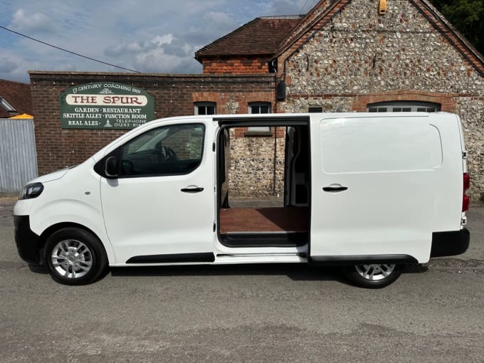 2024 Vauxhall Vivaro