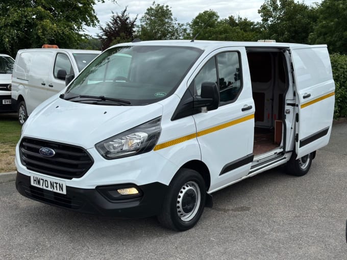 2024 Ford Transit Custom