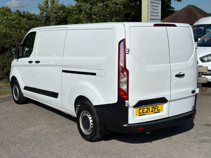 2024 Ford Transit Custom