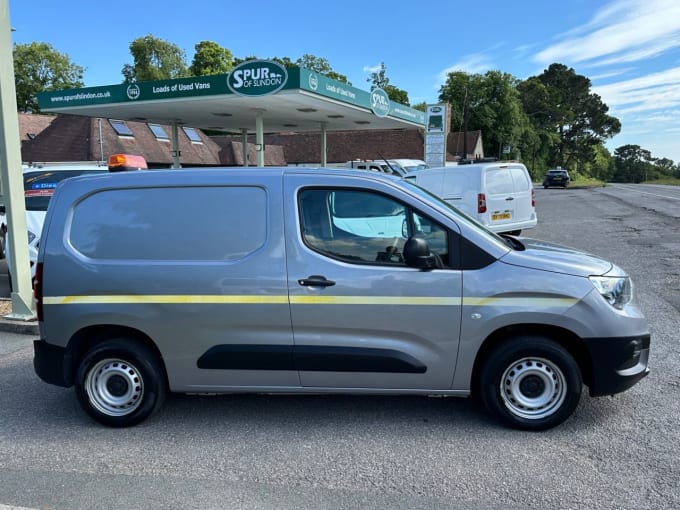 2024 Vauxhall Combo