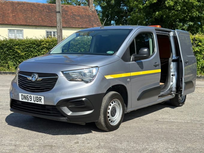 2024 Vauxhall Combo