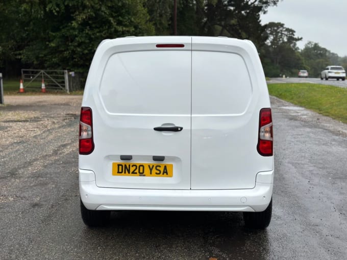 2024 Vauxhall Combo