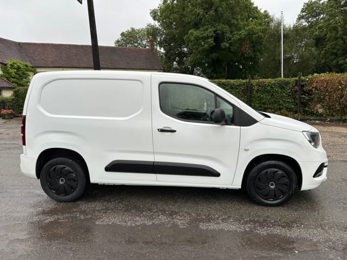 2024 Vauxhall Combo