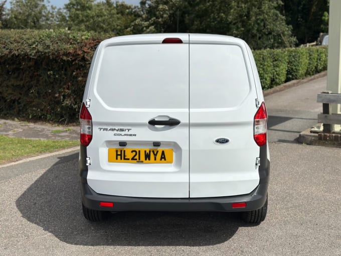 2024 Ford Transit Courier