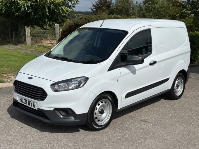 2025 Ford Transit Courier