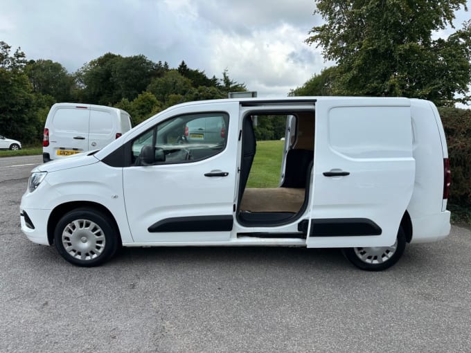 2024 Vauxhall Combo