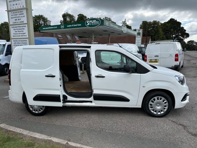 2024 Vauxhall Combo