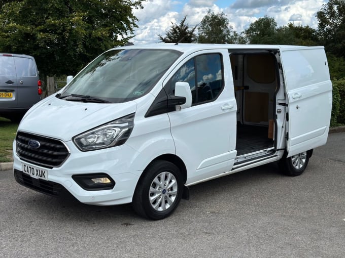 2024 Ford Transit Custom