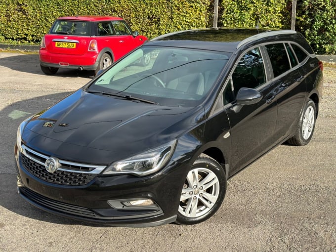 2025 Vauxhall Astra