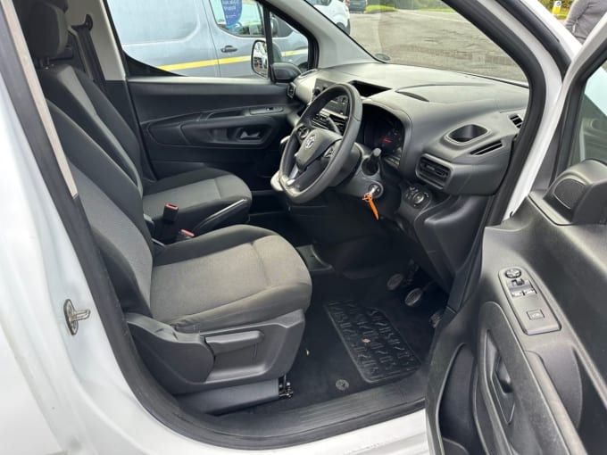 2025 Vauxhall Combo