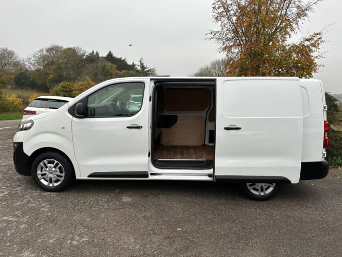 2025 Vauxhall Vivaro