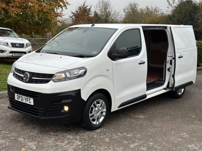 2025 Vauxhall Vivaro