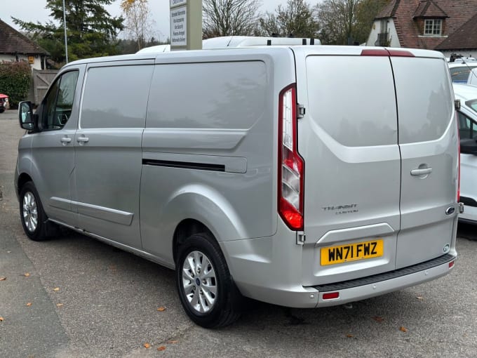 2025 Ford Transit Custom