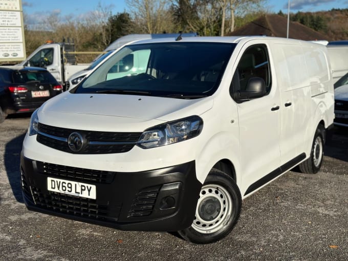 2025 Vauxhall Vivaro