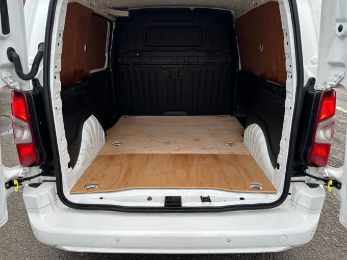 2025 Vauxhall Combo