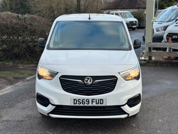 2025 Vauxhall Combo