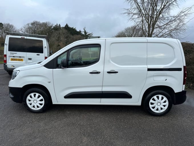 2025 Vauxhall Combo