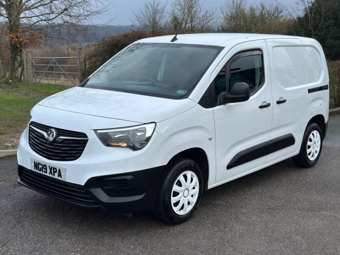 2025 Vauxhall Combo