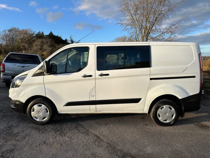 2025 Ford Transit Custom