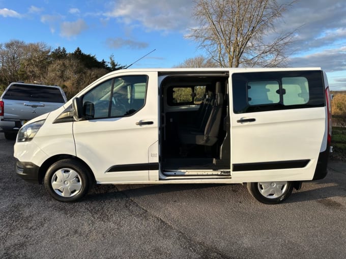 2025 Ford Transit Custom