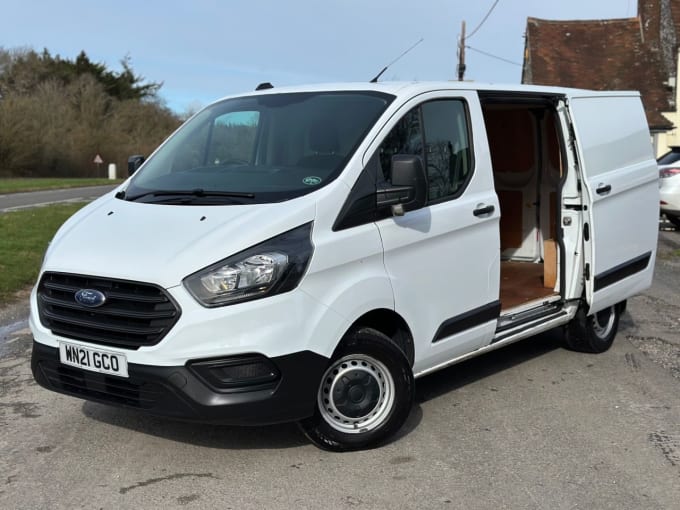 2025 Ford Transit Custom