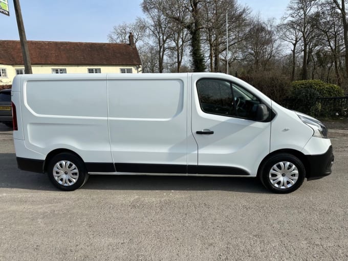 2025 Renault Trafic