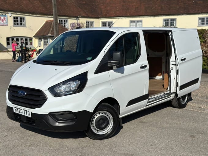 2025 Ford Transit Custom