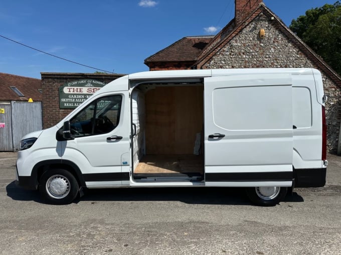 2025 Maxus Deliver 9