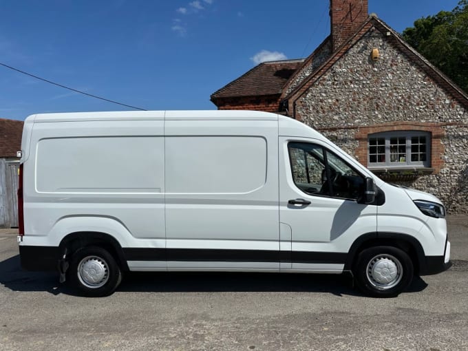 2025 Maxus Deliver 9