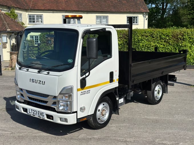 2025 Isuzu Grafter