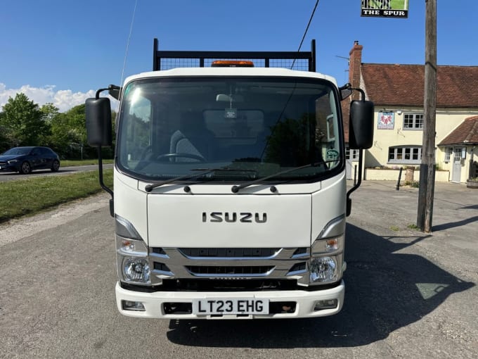 2025 Isuzu Grafter
