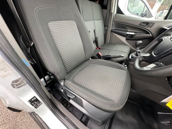 2025 Ford Transit Connect