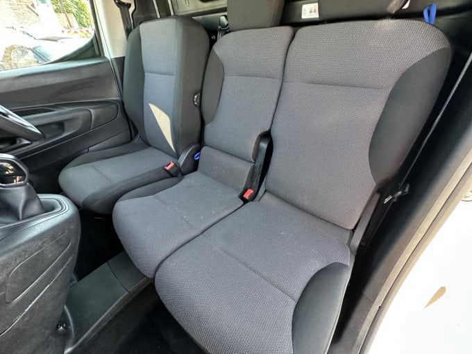 2025 Vauxhall Combo