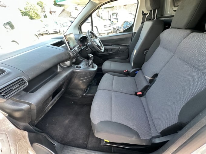2025 Vauxhall Combo