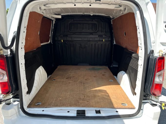 2025 Vauxhall Combo