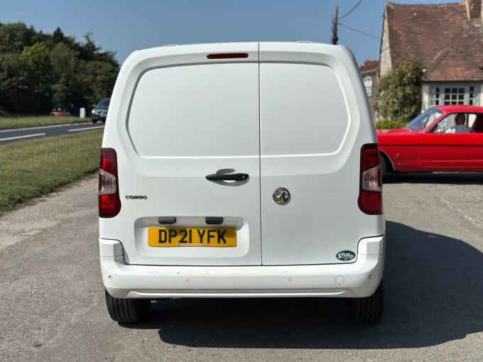 2025 Vauxhall Combo