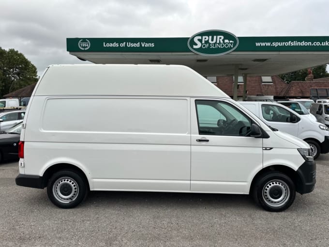 2025 Volkswagen Transporter