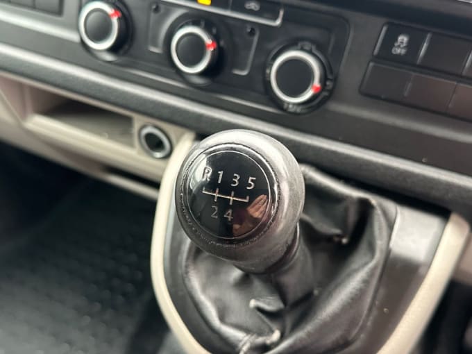 2025 Volkswagen Transporter