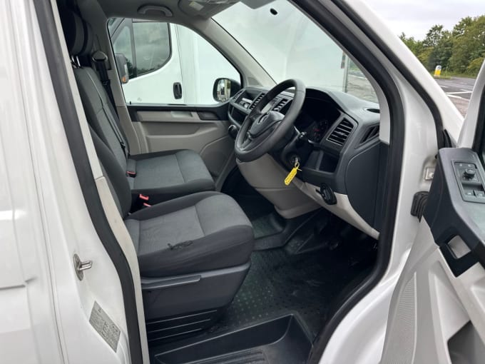 2025 Volkswagen Transporter